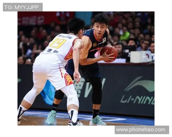 深圳羽毛球队防守策略揭秘：从技术到战术的深度分析与实践探索